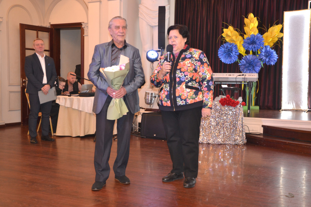 2258 image for slide