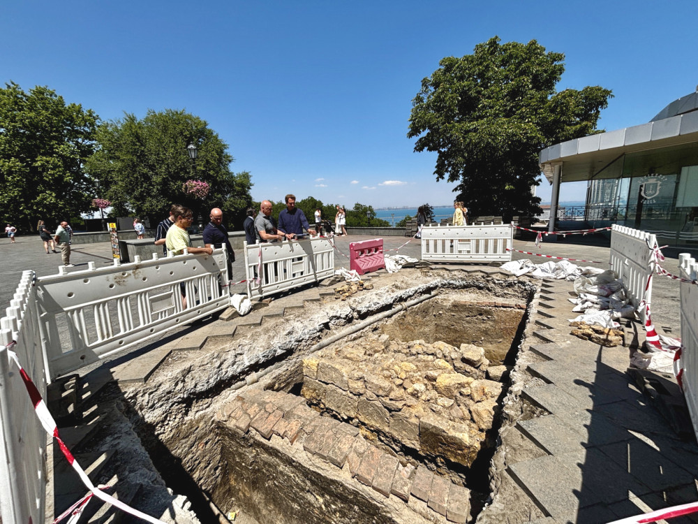 5527 image for slide