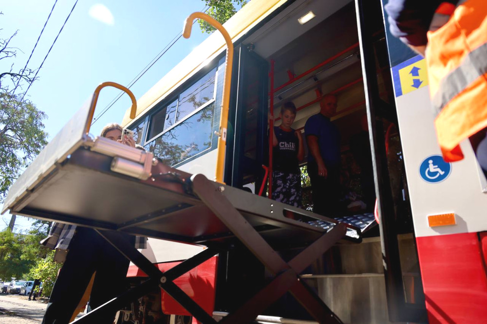 7156 image for slide