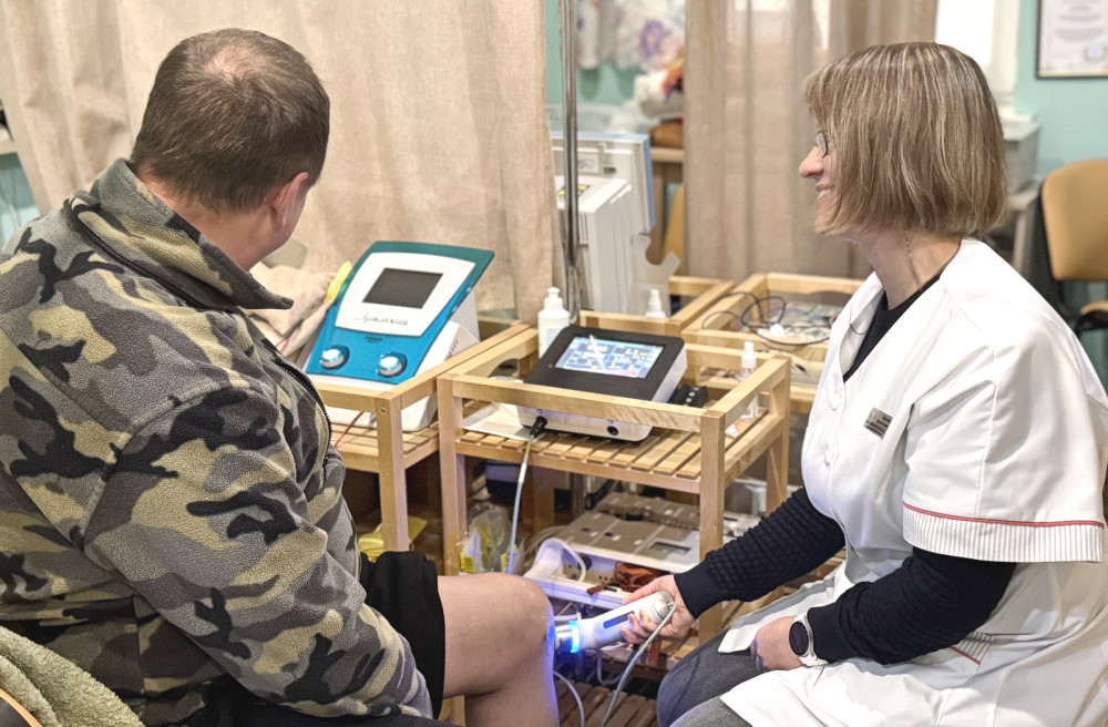 8832 image for slide